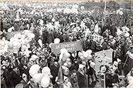 Первомайская демонстрация трудящихся на Октябрьской площади в Перми. 1984 г. ф/ф 2(п)1926