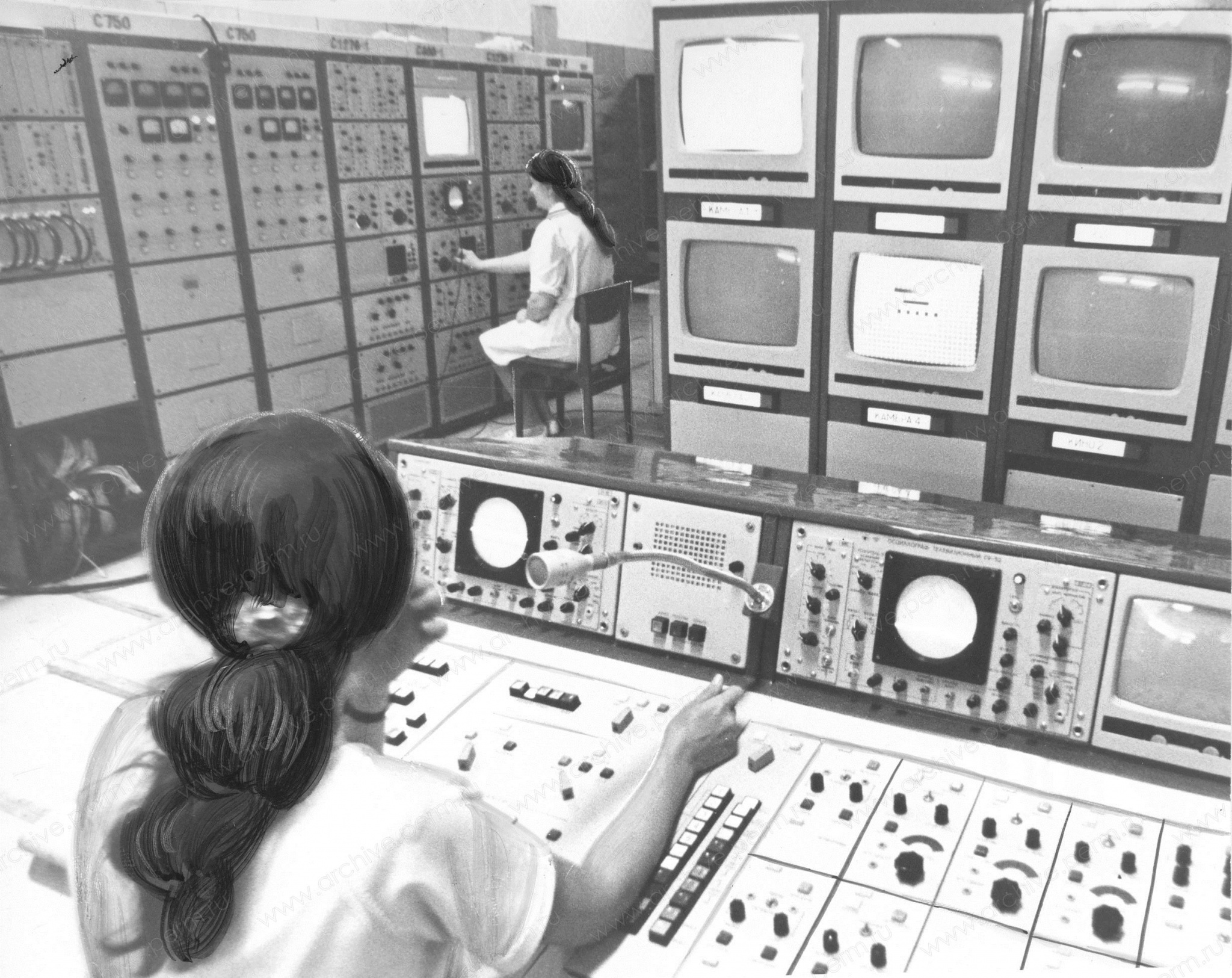 ФФ.Оп.61п.Д.04181.Новая аппаратная Пермского радиотелецентра 1975г.jpg