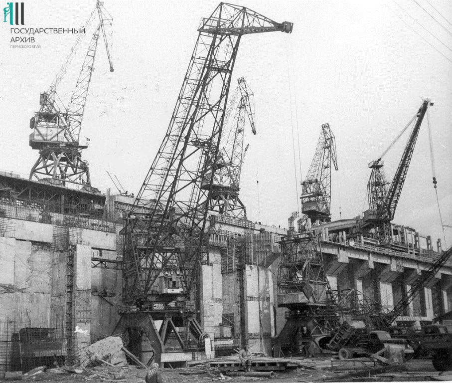 1. ФФ.Оп.61п.Д.06128.Общий вид строительства Воткинской ГЭС,Пермь,1961г.jpg