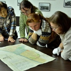 В Госархиве Пермского края побывали потомки художника Василия Верещагина 