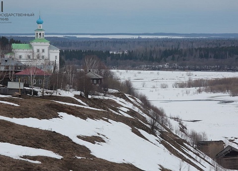 Вид Иоанно-Богословской церкви в г. Чердынь